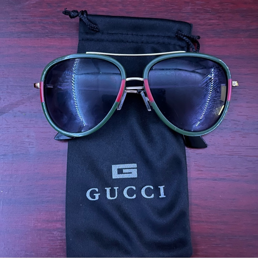 Gucci sunglasses Great condition